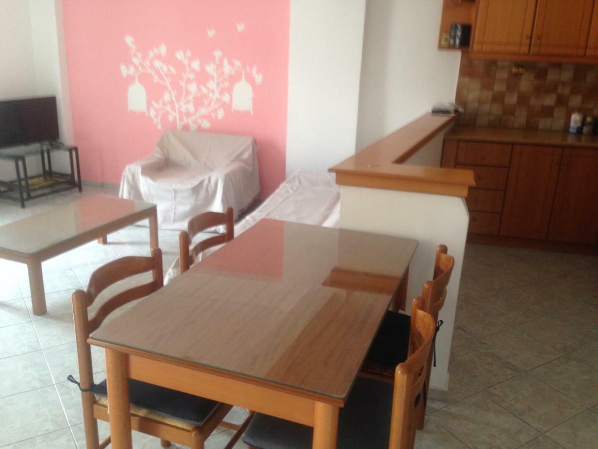 Nafpaktos Old Town Apartment ภายนอก รูปภาพ
